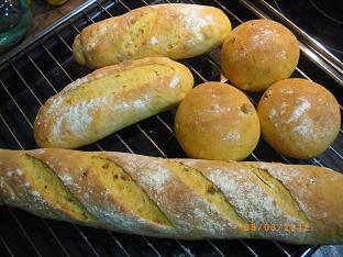 pan con tomate y albahaca (4).JPG