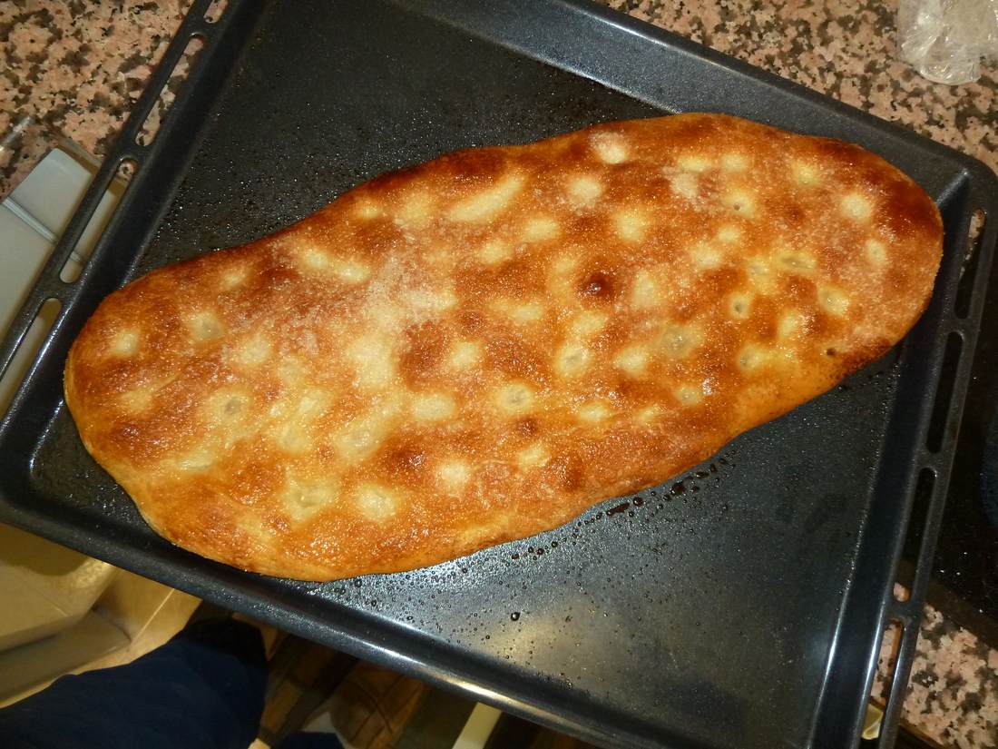 aqui con la coca de aceite y azucar