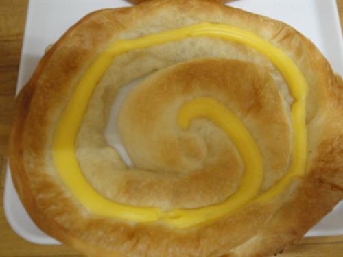 Ensaimada de crema.JPG