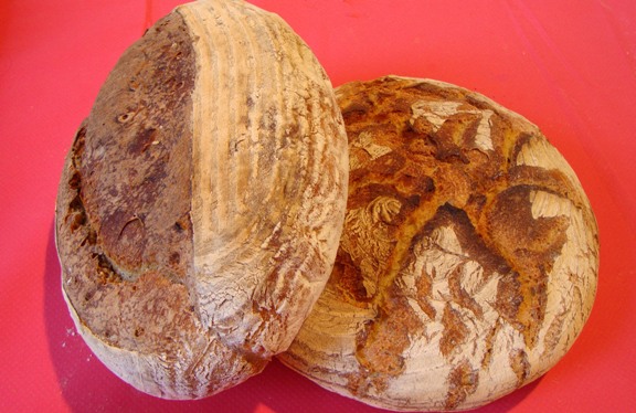 Semola arabe y Granary.jpg
