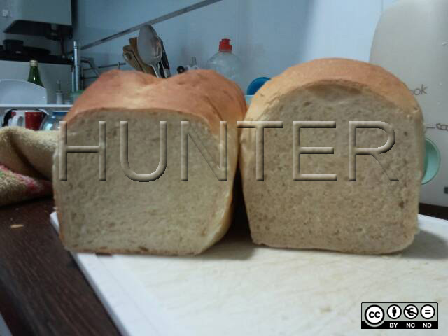 Izquierda: Pain de Mie.<br />Derecha: St. John