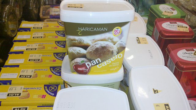 si amigos, 1.79 por 450gr de harina de fuerza.